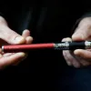 Вчені виявили смертельну небезпеку куріння електронних сигарет