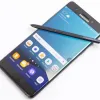 Компанія «Samsung» представила мобільного «асистента для селфі» та «олімпійський» смартфон