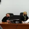 ​В Чернигове судья уснул во время слушания дела. ВИДЕО
