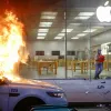 ​В США протестующие разграбили Apple Store, но компания их перехитрила 