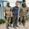 До 13 років ув’язнення засуджено мешканця Сватівщини, який ремонтував ворожу військову техніку, розвозив окупантів на позиції та розселяв їх у домівки місцевих До 13 років ув’язнення засуджено мешканця Сватівщини, який ремонтував ворожу військову техніку, розвозив окупантів на позиції та розселяв їх у домівки місцевих