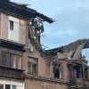 ​У Макіївці під Донецьком рашисти обстріляли житловий будинок