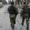 ​Російське вторгнення в Україну : У Мелітополі загарбники почали масовий терор та мародерство у великих масштабах