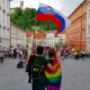 Словенія стала першою колишньою комуністичною країною в Європі, яка дозволила одностатевим парам одружуватися та усиновлювати дітей