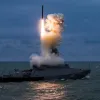​Росіяни активізуються у районі Чорного моря: там залишається чотири надводних ракетоносіїв, а залп «Калібрів» складає до 32 ракет