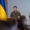 Президент у День журналіста вручив державні нагороди працівникам медіа та членам родин загиблих журналістів Президент у День журналіста вручив державні нагороди працівникам медіа та членам родин загиблих журналістів