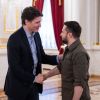 Канада серед лідерів підтримки України у боротьбі за власну свободу. Те, що Прем’єр-міністр Канади Джастін Трюдо сьогодні поруч з українським народом, для нас багато значить - Президент України - Володимир Зеленський Канада серед лідерів підтримки України у боротьбі за власну свободу. Те, що Прем’єр-міністр Канади Джастін Трюдо сьогодні поруч з українським народом, для нас багато значить - Президент України - Володимир Зеленський
