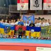 ​Українські спортсмени розгорнули прапори бойових бригад, що нині боронять країну на сході 