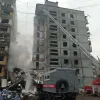 ​На місцях ракетних ударів у Запоріжжі тривають аварійно-рятувальні роботи
