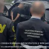 ​За процесуального керівництва Вінницької спецпрокуратури затримано громадянина на спробі підкупити офіцера СБУ