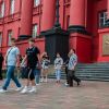 ​В Україні спростять умови перетину кордону юнаками до 22 років