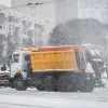 Київ з самого ранку замело снігом