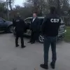 На Чернігівщині СБУ викрила голову міської об’єднаної територіальної громади на хабарі у понад 600 тисяч гривень На Чернігівщині СБУ викрила голову міської об’єднаної територіальної громади на хабарі у понад 600 тисяч гривень