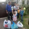 Діти з внутрішньо переміщених родин отримали допомогу від українських військових