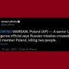 ​? Журналіст Associated Press Джеймс ЛаПорта з посиланням на високопоставленого чиновника розвідки США повідомив, що російські ракети перетнули кордон Польщі, яка є країною НАТО, вбивши двох людей