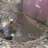  Дніпропетровська область, Нікополь. О 10:15 рятувальниками з-під завалів вилучено тіла 2 загиблих осіб