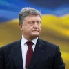 ​Роман Давиденко: Порошенко можна поважати тільки за те, що він з маніакальною наполегливістю відстоює Незалежність України