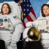 NASA відправили двох жінок-астронавтів у відкритий космос 