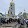 В Києві рідні полонених українських захисників зібрались на акцію півріччя виходу бійців з "Азовсталі"