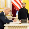 УТОЧНЕННЯ: Джо Байден підсумував, що Україна вже отримала  700 танків та тисячу бронемашин у кооперації із 50 країнами-партнерами УТОЧНЕННЯ: Джо Байден підсумував, що Україна вже отримала  700 танків та тисячу бронемашин у кооперації із 50 країнами-партнерами