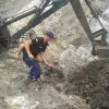 На Дніпропетровщині чоловіка й дитину засипало піском на стихійному кар`єрі