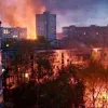 Російське вторгнення в Україну : Внаслідок ворожих обстрілів у ніч на 21 квітня в Миколаєві загинула одна людина, двоє поранених.