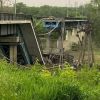 Окупанти вдруге зруйнували міст між Сєвєродонецьком та Лисичанськом Окупанти вдруге зруйнували міст між Сєвєродонецьком та Лисичанськом