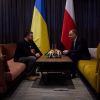 Дорогою до України Володимир Зеленський зустрівся з Анджеєм Дудою в місті-рятівнику Жешуві Дорогою до України Володимир Зеленський зустрівся з Анджеєм Дудою в місті-рятівнику Жешуві
