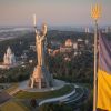 ​Зеленський у День прапора: Синьо-жовтий - символ спасіння та незламності