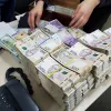 ​В Одессе руководство налоговой службы и таможни помогло бизнесменам уклониться от уплаты 1,2 млрд гривен платежей