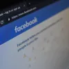 ​Новая функция Facebook позволит писать посты только для соседей.