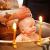 ​У Православній Церкві України пояснили, чи можна відмовлятися від пропозиції стати хрещеним дитини