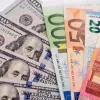 ​Курс валют НБУ на 27 июля. Доллар в Украине подешевел на 8 копеек, а евро - на 4