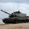​Challenger 2 вже в Україні: Резніков показав британські танки (відео)