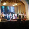 ​У Новотроїцькому Донецької області бійцям вручили медалі та показали виставу “Сватання на Гончарівці”