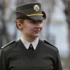 ​У Міністерстві оборони розробили новий одяг для військових-жінок