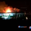 ​У російському Новочеркаську повністю згоріла військова казарма (відео)