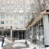 В лікарні поблизу Дніпра пацієнт викинувся з вікна 