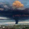 ​Вибухи в Криму: у Севастополі горить нафтобаза, площа займання понад 1000 кв. м (відео)