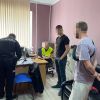 Перших двох чоловіків, що знімали роботу ППО в Києві затримали Перших двох чоловіків, що знімали роботу ППО в Києві затримали