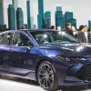 ​  			Toyota представила обновленный седан Avalon		