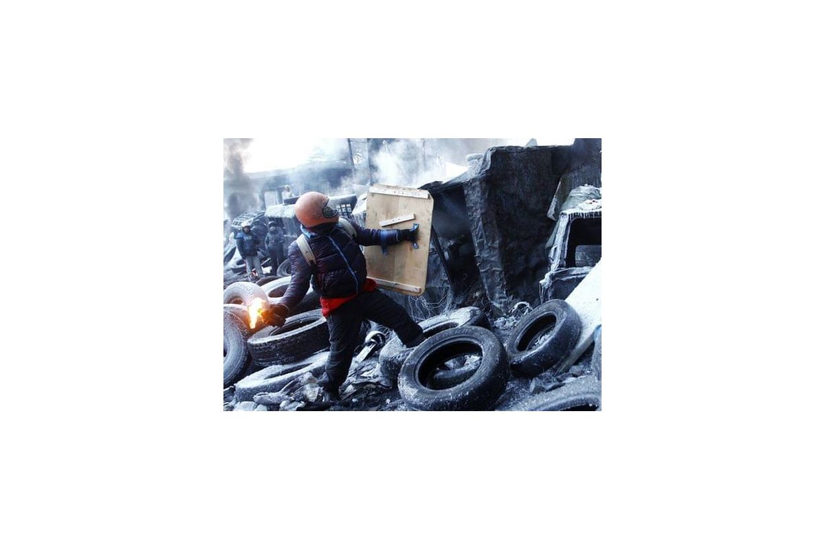 Київський суддя погрожує Майдану у фейсбуці Київський суддя погрожує Майдану у фейсбуці