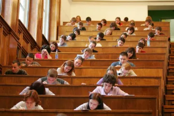 ​Українські студенти можуть бути позбавлені стипендій