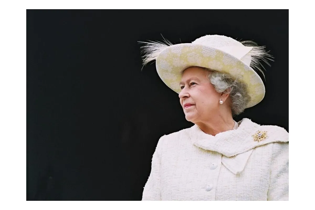 У Британії створено петицію проти візиту Трампа на зустріч з королевою
