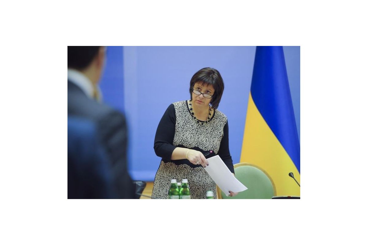 Наталя Яресько запевняє, що українцям не слід боятися технічного дефолту Наталя Яресько запевняє, що українцям не слід боятися технічного дефолту