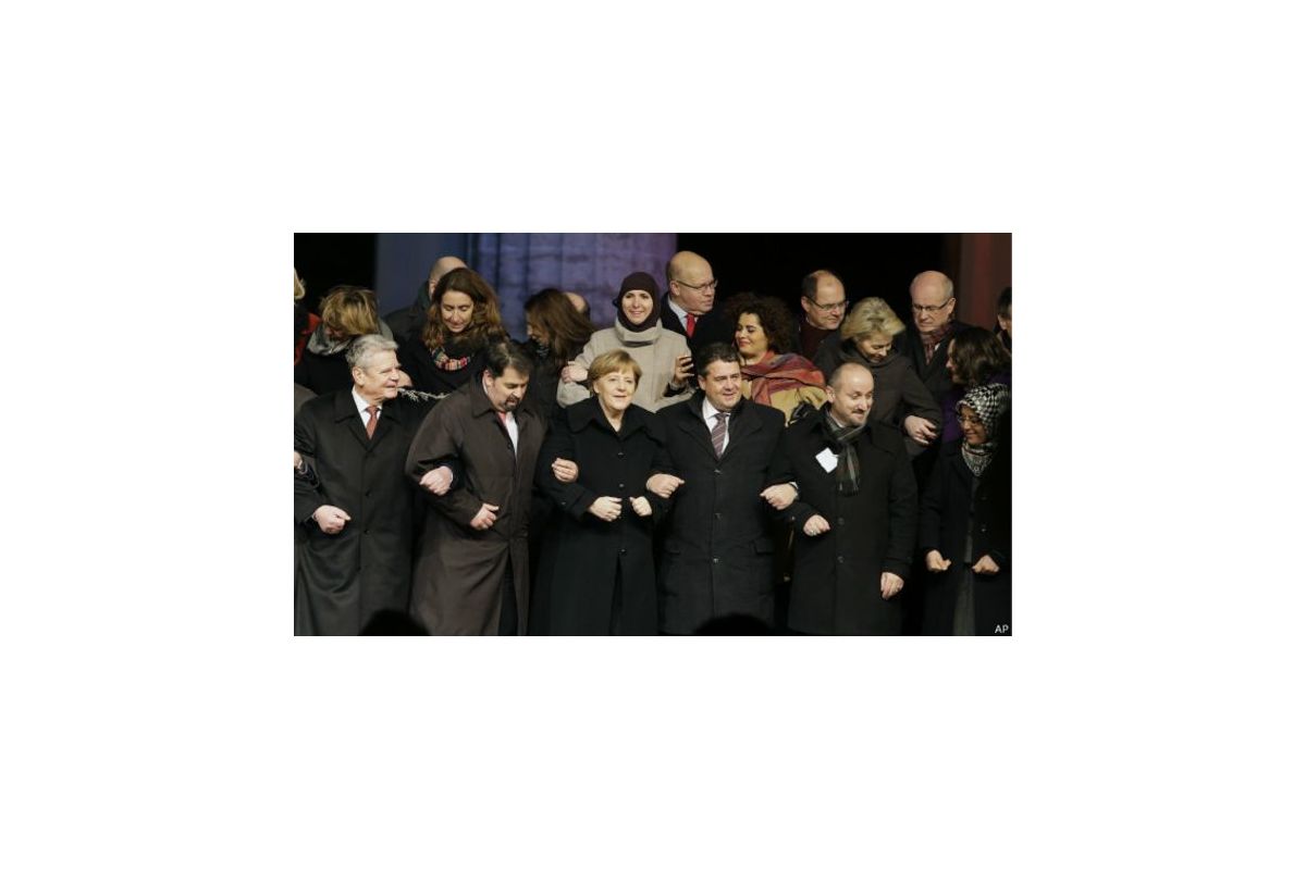 Новини України: Німецькі лідери відвідують мітинг мусульманської громади Новини України: Німецькі лідери відвідують мітинг мусульманської громади