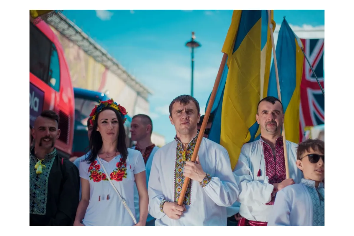 Лондон радо зустрів український Марш у Вишиванках