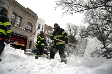 ​Сильний снігопад перетворив Нью-Йорк у місто-привид