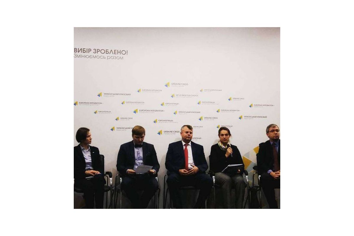 Пріорітет у політиці на 2017 рік - протистояння російській агресії Пріорітет у політиці на 2017 рік - протистояння російській агресії