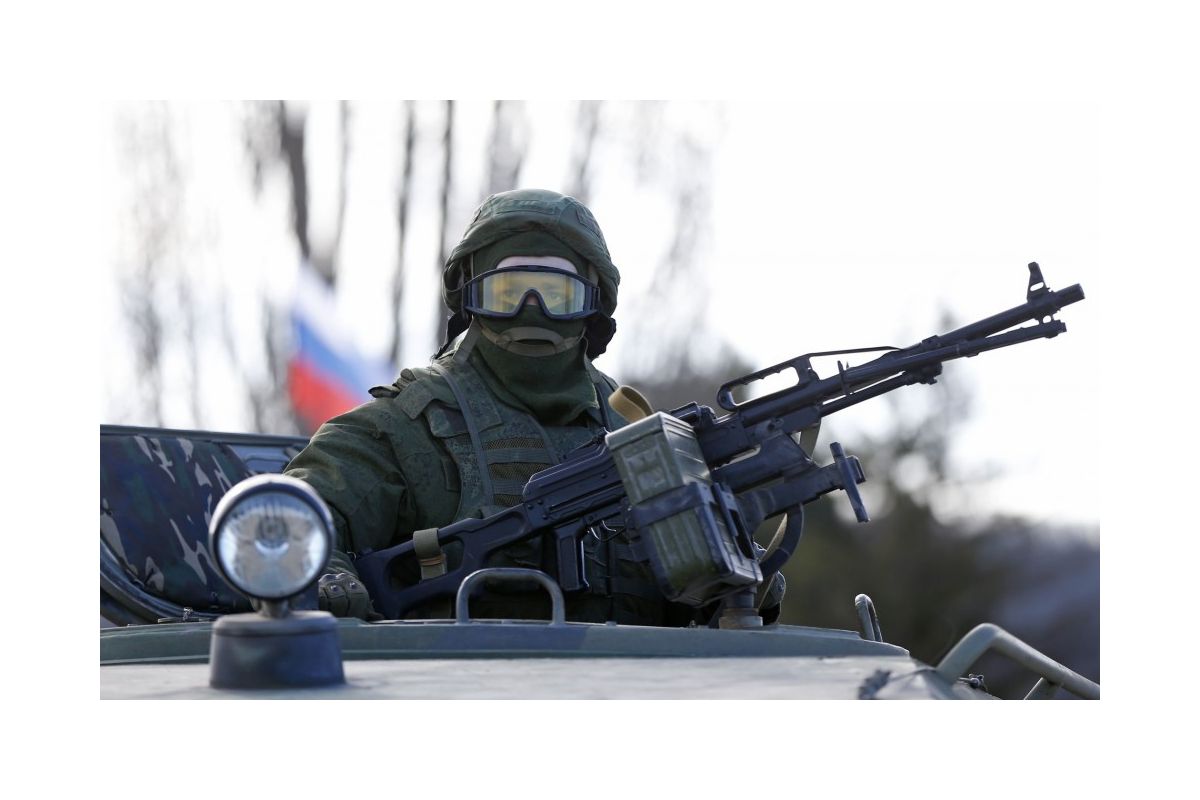 Росія збільшує кількість своїх військових у Криму та на українських кордонах Росія збільшує кількість своїх військових у Криму та на українських кордонах